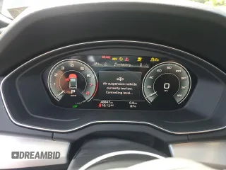 2021 Audi Q5 Premium Plus with VIN WA1E2AFY4M2043666, listed as a Copart auction lot 62084685 with 49,000 mi miles and Salvage title. Bid and sale history available at DreamBid. Image 9.