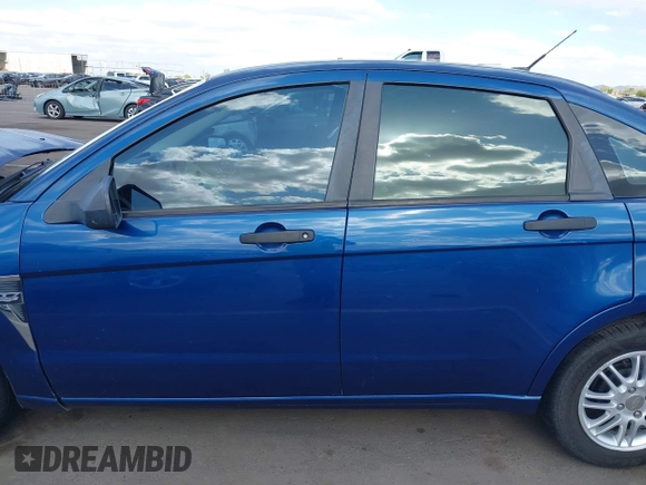 2008 Ford Focus SE with VIN 1FAHP35N08W197111, listed as a IAAI auction lot 42072726 with 109,587 mi miles. Bid and sale history available at carsss.com. Image 14.