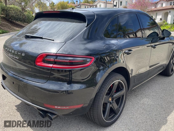 2018 Porsche Macan Turbo z VIN WP1AF2A52JLB70657, wystawiony jako Copart lot #51688145 z przebiegiem 47 299 mil mil oraz Szkoda całkowita • Salvage title. Historia ofert i sprzedaży dostępna na DreamBid. Obrazek 4.