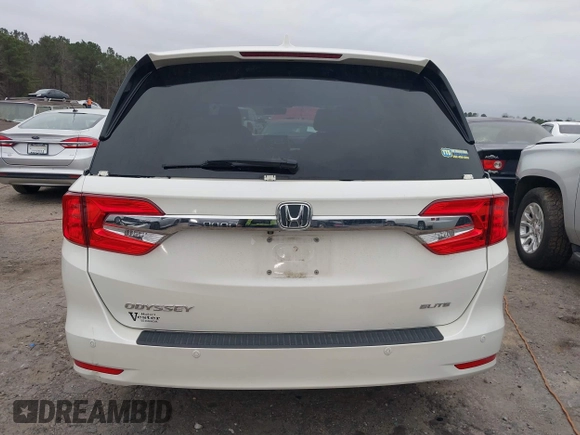 2018 Honda Odyssey Elite with VIN 5FNRL6H90JB064823, listed as a IAAI auction lot 41510216 with 48,223 mi miles. Bid and sale history available at carsss.com. Image 16.