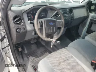 2013 Ford F-250 XL with VIN 1FTBF2A62DEA33905, listed as a Copart auction lot 54622635 with 362,145 mi miles and Clean Title. Bid and sale history available at DreamBid. Image 8.
