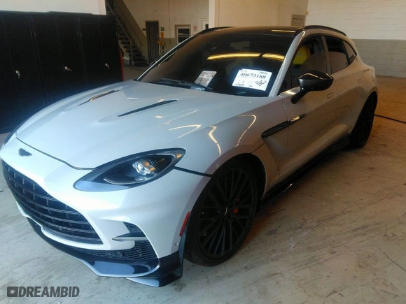 2023 Aston Martin DBX 707 with VIN SD7VUJBW2PTV05712, listed as a IAAI auction lot 40673188 with 4,702 mi miles. Bid and sale history available at carsss.com. Image 2.