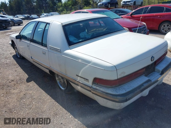 1992 Buick Roadmaster Ltd with VIN 1G4BT5370NR420376, listed as a IAAI auction lot 41963273 with 157,807 mi miles and . Bid and sale history available at DreamBid. Image 3.