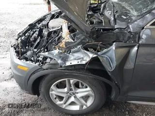 2018 Audi Q5 Premium Plus with VIN WA1BNAFY4J2163960, listed as a IAAI auction lot 41758638 with 59,803 mi miles. Bid and sale history available at carsss.com. Image 6.