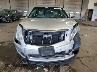 2014 Cadillac SRX Performance Collection with VIN 3GYFNFE30ES680042, listed as a Copart auction lot 56765445 with 91,174 mi miles and Non repairable. Bid and sale history available at DreamBid. Image 5.