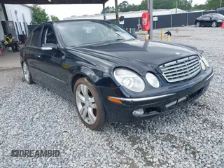 2005 Mercedes-Benz E 500 z VIN WDBUF70J85A683972, wystawiony jako IAAI lot #42400796 z przebiegiem 227 867 mil mil oraz . Historia ofert i sprzedaży dostępna na DreamBid. Obrazek 1.