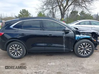 2020 Ford Escape Titanium Hybrid z VIN 1FMCU0DZ5LUB39205, wystawiony jako IAAI lot #42192828 z przebiegiem 47 878 mil mil oraz . Historia ofert i sprzedaży dostępna na DreamBid. Obrazek 14.
