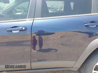 2015 Jeep Cherokee Trailhawk with VIN 1C4PJMBS3FW704622, listed as a IAAI auction lot 42465702 with 96,831 mi miles and . Bid and sale history available at DreamBid. Image 6.