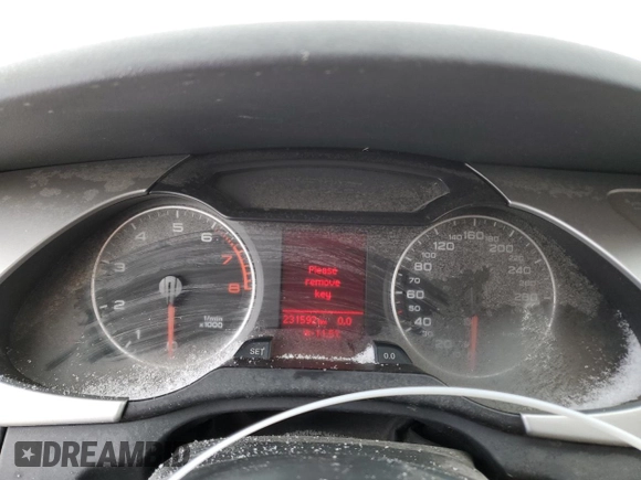 2009 Audi A4 z VIN WAULF68K19N030271, wystawiony jako Copart lot #89369625 z przebiegiem 231 592 mil mil oraz Szkoda całkowita • Salvage title. Historia ofert i sprzedaży dostępna na DreamBid. Obrazek 9.