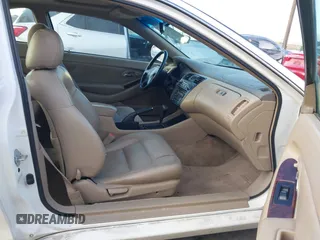 1999 Honda Accord EX z VIN 1HGCG3259XA007246, wystawiony jako IAAI lot #41709901 z przebiegiem 314 469 mil mil oraz . Historia ofert i sprzedaży dostępna na DreamBid. Obrazek 5.