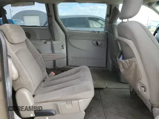 2005 Chrysler Town & Country Touring z VIN 2C4GP54L45R145521, wystawiony jako Copart lot #50183375 z przebiegiem 218 068 mil mil oraz Szkoda całkowita • Salvage title. Historia ofert i sprzedaży dostępna na DreamBid. Obrazek 11.