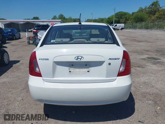 2009 Hyundai Accent Auto GLS with VIN KMHCN46C29U331834, listed as a IAAI auction lot 42027159 with 68,527 mi miles. Bid and sale history available at carsss.com. Image 16.