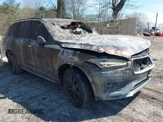 2020 Volvo XC90 Momentum with VIN YV4102CK0L1608528, listed as a IAAI auction lot 41870527 with Not provided miles and . Bid and sale history available at DreamBid. Image 1.