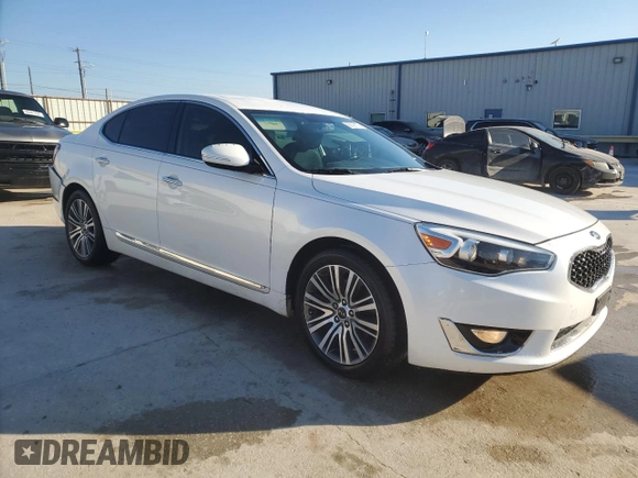 2014 Kia Cadenza Premium with VIN KNALN4D70E5133474, listed as a Copart auction lot 89336135 with 61,211 mi miles and Salvage Title. Bid and sale history available at DreamBid. Image 4.