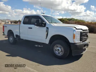 2023 Ford F-250 XL with VIN 1FT7X2BA2PED34944, listed as a Copart auction lot 74141494 with 15,737 mi miles and Non repairable. Bid and sale history available at DreamBid. Image 4.