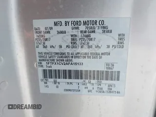 2010 Ford F-150 XL z VIN 1FTFX1CV2AFA15133, wystawiony jako IAAI lot #42555374 z przebiegiem 217 748 mil mil oraz . Historia ofert i sprzedaży dostępna na DreamBid. Obrazek 9.