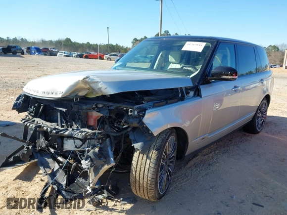 2020 Land Rover Range Rover z VIN SALGS5SE4LA590564, wystawiony jako IAAI lot #41767048 z przebiegiem 53 531 mil mil oraz . Historia ofert i sprzedaży dostępna na DreamBid. Obrazek 17.
