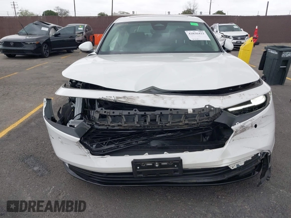 2024 Honda Accord Touring with VIN 1HGCY2F81RA014559, listed as a IAAI auction lot 42036422 with 39,914 mi miles and . Bid and sale history available at DreamBid. Image 12.