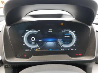 2015 BMW i8 z VIN WBY2Z2C5XFV391220, wystawiony jako Copart lot #49669104 z przebiegiem 47 695 mil mil oraz . Historia ofert i sprzedaży dostępna na DreamBid. Obrazek 9.