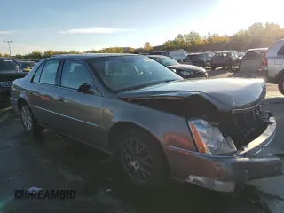 2010 Cadillac DTS 1SD z VIN 1G6KH5EY8AU108702, wystawiony jako Copart lot #76286984 z przebiegiem 177 455 mil mil oraz Szkoda całkowita • Salvage title. Historia ofert i sprzedaży dostępna na DreamBid. Obrazek 4.