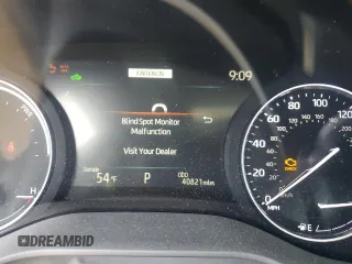 2022 Toyota Sienna Limited with VIN 5TDZSKFCXNS068163, listed as a Copart auction lot 81827224 with 40,821 mi miles and Salvage Title. Bid and sale history available at carsss.com. Image 9.