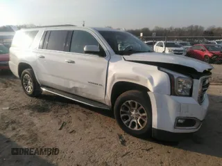 2017 GMC Yukon XL SLT with VIN 1GKS2GKC2HR115035, listed as a IAAI auction lot 41800381 with 230,559 mi miles. Bid and sale history available at carsss.com. Image 1.