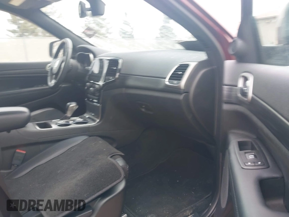 2022 Jeep Grand Cherokee Laredo E z VIN 1C4RJFAG0NC121555, wystawiony jako IAAI lot #42131742 z przebiegiem 35 535 mil mil oraz . Historia ofert i sprzedaży dostępna na DreamBid. Obrazek 5.