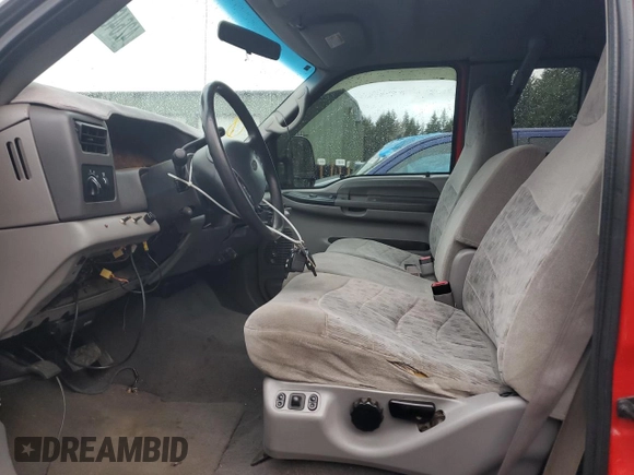 2000 Ford F-350 XL with VIN 1FTSX31F0YEB82614, listed as a Copart auction lot 42646525 with 172,112 mi miles and Salvage Title. Bid and sale history available at DreamBid. Image 7.