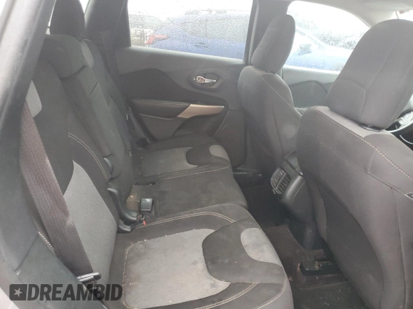 2018 Jeep Cherokee Latitude with VIN 1C4PJLCB3JD611984, listed as a Copart auction lot 43281375 with 145,126 mi miles and Salvage Title. Bid and sale history available at carsss.com. Image 10.
