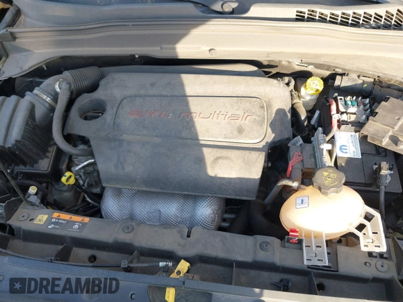 2016 Jeep Renegade Latitude with VIN ZACCJBBT0GPD97632, listed as a IAAI auction lot 38850330 with 28,518 mi miles and . Bid and sale history available at DreamBid. Image 10.