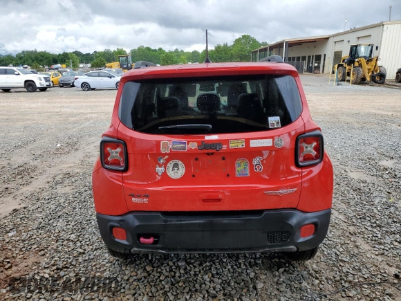 2018 Jeep Renegade Trailhawk with VIN ZACCJBCBXJPG96008, listed as a Copart auction lot 56657785 with 46,560 mi miles and Salvage title. Bid and sale history available at DreamBid. Image 6.