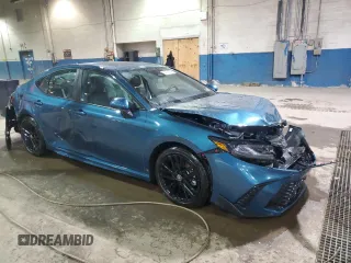 2025 Toyota Camry LE with VIN 4T1DAACK7SU015300, listed as a Copart auction lot 84261244 with 24,938 mi miles and Salvage Title. Bid and sale history available at carsss.com. Image 4.