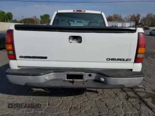 2000 Chevrolet Silverado 1500 with VIN 2GCEC19W3Y1354251, listed as a Copart auction lot 85157354 with 168,354 mi miles and Salvage Title. Bid and sale history available at DreamBid. Image 6.