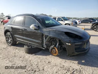 2025 Porsche Macan with VIN WP1AA2A55SLB00084, listed as a Copart auction lot 48284515 with 2,997 mi miles and Salvage title. Bid and sale history available at DreamBid. Image 4.