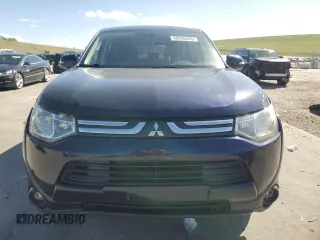 2014 Mitsubishi Outlander SE z VIN JA4AZ3A36EZ003146, wystawiony jako Copart lot #56856245 z przebiegiem 163 958 mil mil oraz Szkoda całkowita • Salvage title. Historia ofert i sprzedaży dostępna na DreamBid. Obrazek 5.