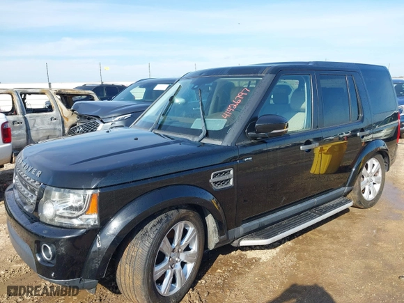 2016 Land Rover LR4 HSE with VIN SALAG2V61GA802398, listed as a IAAI auction lot 41426797 with 105,043 mi miles. Bid and sale history available at carsss.com. Image 17.