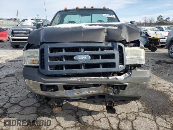 2007 Ford F-250 XL with VIN 1FTNF21597EA76663, listed as a Copart auction lot 41736475 with 163,956 mi miles and Salvage Title. Bid and sale history available at DreamBid. Image 5.