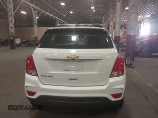 2020 Chevrolet Trax LS with VIN 3GNCJNSB4LL288688, listed as a IAAI auction lot 42634219 with 25,634 mi miles and . Bid and sale history available at DreamBid. Image 16.