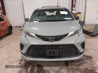 2023 Toyota Sienna XSE with VIN 5TDXSKFC6PS085066, listed as a IAAI auction lot 41679336 with 41,414 mi miles. Bid and sale history available at carsss.com. Image 12.