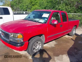 2000 GMC New Sierra 1500 SLE with VIN 1GTEC19V4YZ273841, listed as a IAAI auction lot 41981942 with 357,003 mi miles. Bid and sale history available at carsss.com. Image 2.