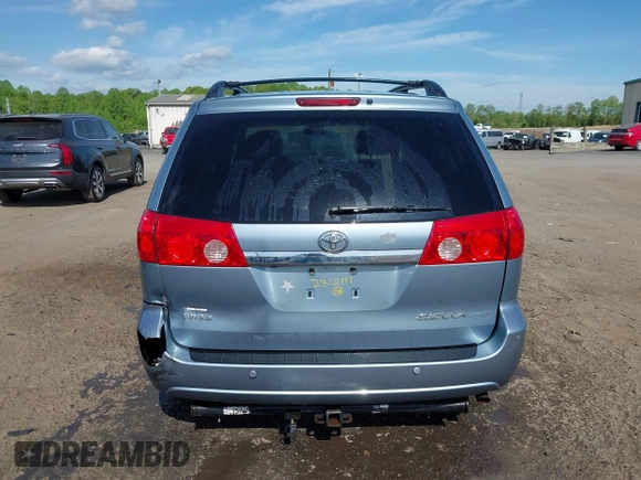 2008 Toyota Sienna XLE with VIN 5TDZK22C88S123039, listed as a IAAI auction lot 42055998 with 139,206 mi miles and . Bid and sale history available at DreamBid. Image 6.