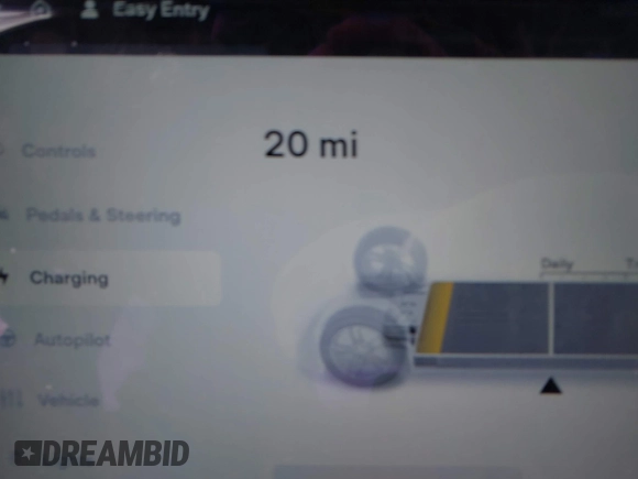 2016 Tesla Model S 90D с VIN 5YJSA1E27GF129855, выставлен на аукционе IAAI как лот 42282536 с пробегом 92 050 миль миль и . История ставок и продаж доступна на DreamBid. Изображение 17.