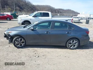 2021 Kia Forte LXS with VIN 3KPF24AD9ME409155, listed as a IAAI auction lot 41815723 with 30,973 mi miles. Bid and sale history available at carsss.com. Image 15.