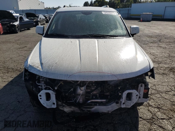 2017 Dodge Journey Crossroad Plus with VIN 3C4PDCGGXHT602670, listed as a Copart auction lot 54556675 with 179,702 mi miles and Salvage title. Bid and sale history available at DreamBid. Image 5.