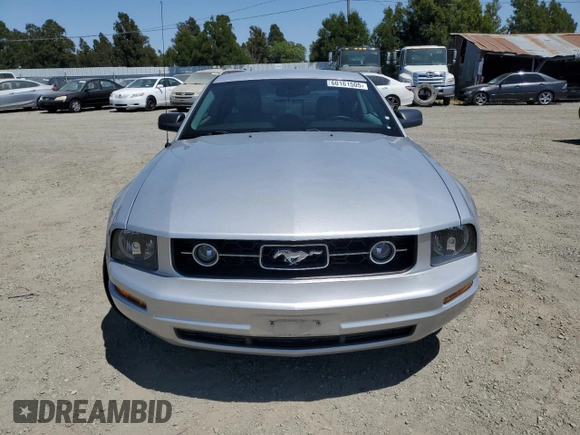 2009 Ford Mustang z VIN 1ZVHT80N595137873, wystawiony jako Copart lot #60161505 z przebiegiem Nie podano mil oraz Szkoda całkowita • Salvage title. Historia ofert i sprzedaży dostępna na DreamBid. Obrazek 5.