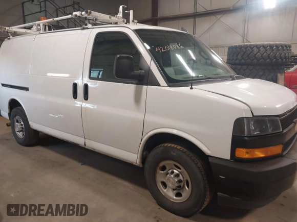 2018 Chevrolet Express Cargo with VIN 1GCWGAFP4J1342434, listed as a IAAI auction lot 42018086 with 149,934 mi miles and . Bid and sale history available at DreamBid. Image 13.