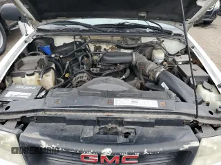 2001 GMC Sonoma SLS w/1SH Pkg with VIN 1GTDT19W618217027, listed as a Copart auction lot 87254654 with 162,109 mi miles and Salvage Title. Bid and sale history available at carsss.com. Image 11.