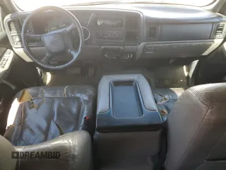 2000 Chevrolet Suburban LS with VIN 3GNGK26U2YG222505, listed as a Copart auction lot 74813244 with 311,269 mi miles and Salvage Title. Bid and sale history available at carsss.com. Image 8.