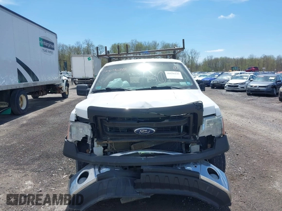 2014 Ford F-150 XL with VIN 1FTFX1CF8EFA94564, listed as a IAAI auction lot 40656243 with 184,667 mi miles. Bid and sale history available at carsss.com. Image 12.