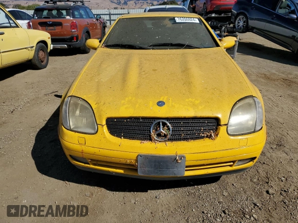 2000 Mercedes-Benz SLK 230 Kompressor с VIN WDBKK47F4YF159499, выставлен на аукционе Copart как лот 76205924 с пробегом 182 878 миль миль и Чистый • Clean title. История ставок и продаж доступна на DreamBid. Изображение 5.